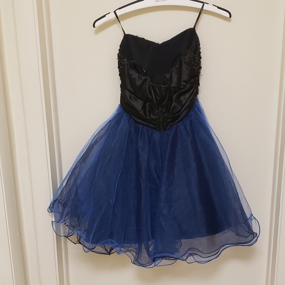 Speechless Dress - Picture 3 of 5